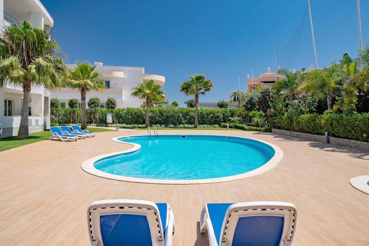 Design 2 With Pool By Homing * Lagos